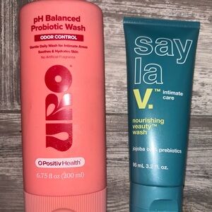 Women’s body wash bundle both NEW